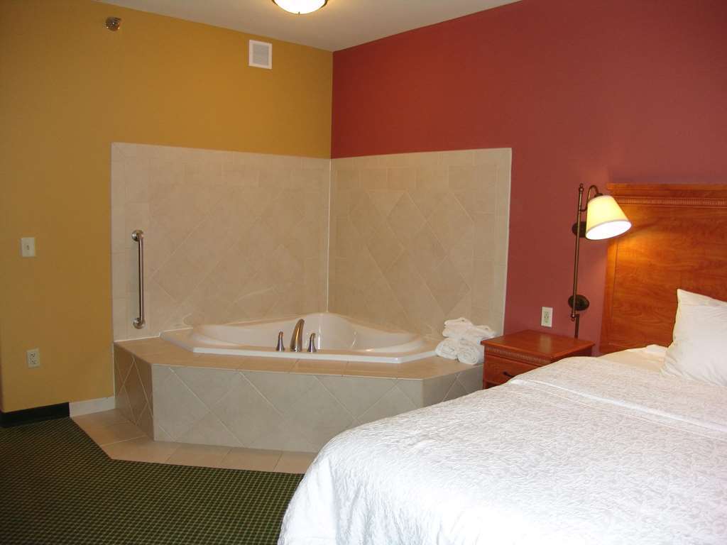 Hampton Garden Hotel